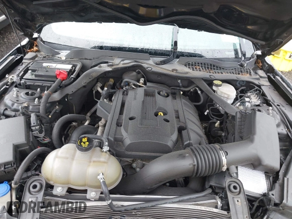 2020 Ford Mustang EcoBoost z VIN 1FATP8UH7L5131625, wystawiony jako IAAI lot #42295906 z przebiegiem 74 572 mil mil oraz . Historia ofert i sprzedaży dostępna na DreamBid. Obrazek 10.