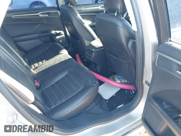 2015 Ford Fusion SE with VIN 3FA6P0H90FR132781, listed as a IAAI auction lot 41442151 with 196,240 mi miles. Bid and sale history available at carsss.com. Image 8.