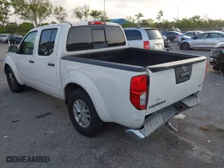 2018 Nissan Frontier SV V6 with VIN 1N6AD0ER1JN717377, listed as a IAAI auction lot 41888219 with 118,963 mi miles. Bid and sale history available at carsss.com. Image 3.