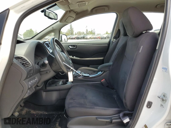 2015 Nissan LEAF SV with VIN 1N4AZ0CP6FC323839, listed as a Copart auction lot 62478103 with 59,069 mi miles. Bid and sale history available at carsss.com. Image 7.