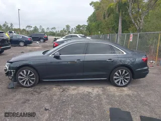 2021 Audi A4 Sedan Premium with VIN WAUABAF45MA068709, listed as a IAAI auction lot 41643826 with 33,238 mi miles. Bid and sale history available at carsss.com. Image 14.