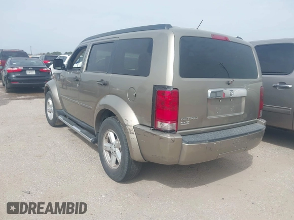 2007 Dodge Nitro SLT with VIN 1D8GT58K87W545963, listed as a IAAI auction lot 41703284 with Not Provided miles. Bid and sale history available at carsss.com. Image 3.