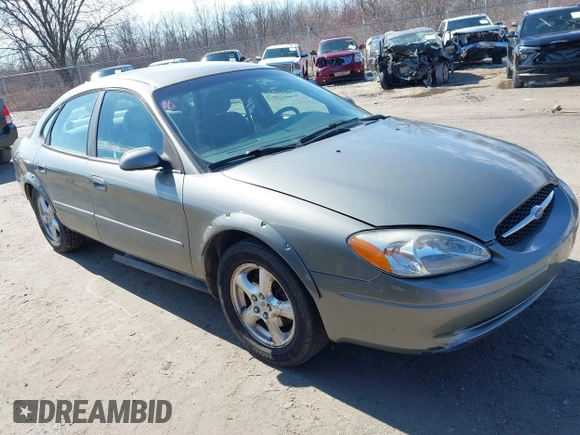 2002 Ford Taurus SES Standard with VIN 1FAFP55UX2G272540, listed as a IAAI auction lot 41874683 with 199,073 mi miles. Bid and sale history available at carsss.com. Image 1.