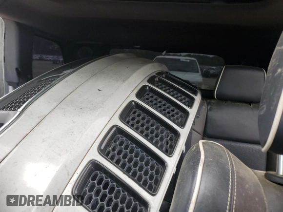 2014 Jeep Grand Cherokee Overland with VIN 1C4RJFCT2EC293743, listed as a Copart auction lot 54221695 with 169,312 mi miles and Clean Title. Bid and sale history available at DreamBid. Image 10.