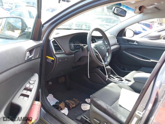 2016 Hyundai Tucson Limited with VIN KM8J33A24GU124543, listed as a IAAI auction lot 41808327 with 38,069 mi miles. Bid and sale history available at carsss.com. Image 18.