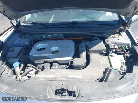 2016 Hyundai Sonata Hybrid SE with VIN KMHE24L15GA025570, listed as a IAAI auction lot 41735029 with 142,346 mi miles. Bid and sale history available at carsss.com. Image 10.