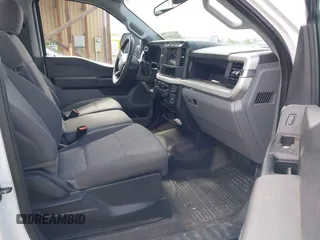 2024 Ford F-250 XL with VIN 1FTBF2BA2RED61478, listed as a IAAI auction lot 42238749 with 28,707 mi miles and . Bid and sale history available at DreamBid. Image 5.