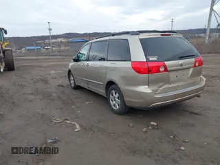 2007 Toyota Sienna CE with VIN 5TDZK23C37S042897, listed as a IAAI auction lot 41472130 with 196,055 mi miles. Bid and sale history available at carsss.com. Image 3.