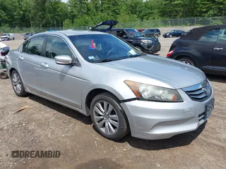 2011 Honda Accord LX z VIN 1HGCP2F38BA017634, wystawiony jako IAAI lot #42697170 z przebiegiem 239 242 mil mil oraz . Historia ofert i sprzedaży dostępna na DreamBid. Obrazek 1.