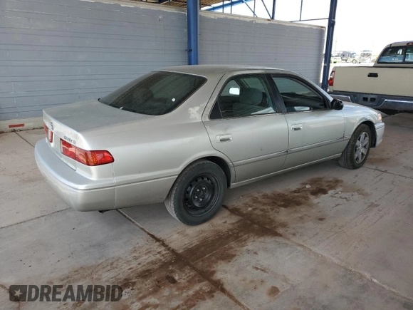 2001 Toyota Camry CE with VIN JT2BG22KX10577868, listed as a Copart auction lot 53745425 with 209,152 mi miles and Salvage Title. Bid and sale history available at carsss.com. Image 3.