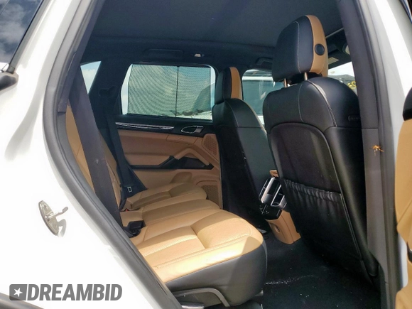 2016 Porsche Cayenne with VIN WP1AA2A24GLA06372, listed as a Copart auction lot 59170335 with 112,223 mi miles and Salvage title. Bid and sale history available at DreamBid. Image 10.