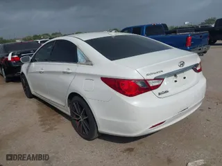 2011 Hyundai Sonata GLS with VIN 5NPEB4ACXBH225256, listed as a IAAI auction lot 41941884 with 1 mi miles. Bid and sale history available at carsss.com. Image 3.