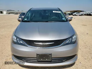 2017 Chrysler Pacifica Touring with VIN 2C4RC1DG4HR516522, listed as a Copart auction lot 56920745 with 87,782 mi miles and Clean title. Bid and sale history available at DreamBid. Image 5.