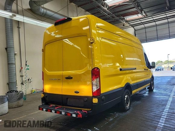 2019 Ford Transit z VIN 1FTYR3XM3KKA38669, wystawiony jako IAAI lot #42663811 z przebiegiem 135 929 mil mil oraz . Historia ofert i sprzedaży dostępna na DreamBid. Obrazek 60.