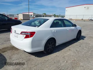 2013 Toyota Camry L with VIN 4T1BF1FK4DU217910, listed as a IAAI auction lot 41839589 with 150,000 mi miles. Bid and sale history available at carsss.com. Image 4.
