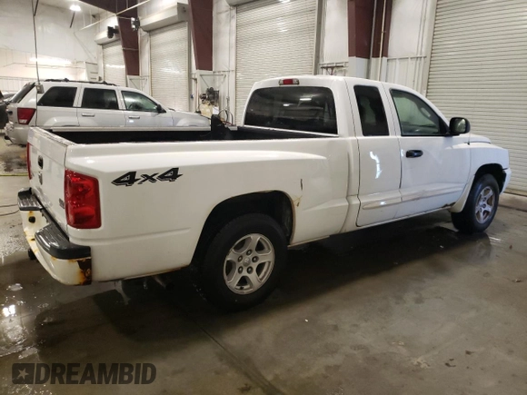 2005 Dodge Dakota SLT with VIN 1D7HW42N95S212320, listed as a Copart auction lot 44769025 with 115,195 mi miles and Non Repairable. Bid and sale history available at DreamBid. Image 3.