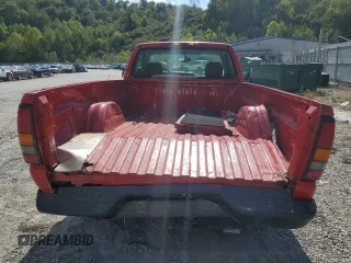 2004 GMC Sierra 1500 Work Truck z VIN 1GTEK14X74Z275573, wystawiony jako Copart lot #70749224 z przebiegiem 84 014 mil mil oraz Szkody całkowita. Historia ofert i sprzedaży dostępna na DreamBid. Obrazek 10.