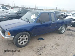 1990 Toyota Pickup with VIN JT4VN93D4L5008894, listed as a IAAI auction lot 41587289 with 186,525 mi miles and . Bid and sale history available at DreamBid. Image 17.