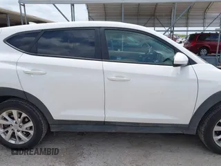 2020 Hyundai Tucson SE z VIN KM8J23A45LU212774, wystawiony jako IAAI lot #42100221 z przebiegiem 78 002 mil mil oraz . Historia ofert i sprzedaży dostępna na DreamBid. Obrazek 14.