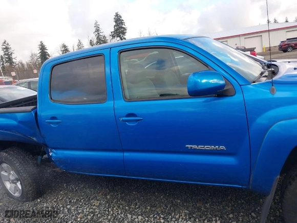 2007 Toyota Tacoma PreRunner with VIN 5TEJU62N77Z469603, listed as a IAAI auction lot 41357301 with NaN miles. Bid and sale history available at carsss.com. Image 13.