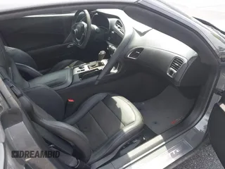 2016 Chevrolet Corvette Z06 3LZ z VIN 1G1YU2D64G5603623, wystawiony jako IAAI lot #42399690 z przebiegiem 40 374 mil mil oraz . Historia ofert i sprzedaży dostępna na DreamBid. Obrazek 5.