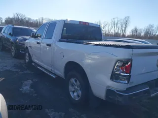 2014 Ram 1500 Tradesman z VIN 1C6RR7FT4ES428843, wystawiony jako IAAI lot #41461484 z przebiegiem 87 987 mil mil oraz . Historia ofert i sprzedaży dostępna na DreamBid. Obrazek 3.