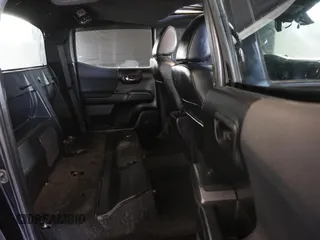 2021 Toyota Tacoma SR z VIN 3TMCZ5AN3MM420851, wystawiony jako Copart lot #55668255 z przebiegiem 61 329 mil mil oraz Szkoda całkowita • Salvage title. Historia ofert i sprzedaży dostępna na DreamBid. Obrazek 6.