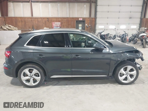 2021 Audi Q5 Premium Plus with VIN WA1BAAFY1M2003549, listed as a IAAI auction lot 41856989 with 40,415 mi miles. Bid and sale history available at carsss.com. Image 13.