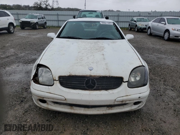 2001 Mercedes-Benz SLK-Class Kompressor with VIN WDBKK49F71F215406, listed as a Copart auction lot 49021325 with 101,479 mi miles and Salvage Title. Bid and sale history available at carsss.com. Image 5.
