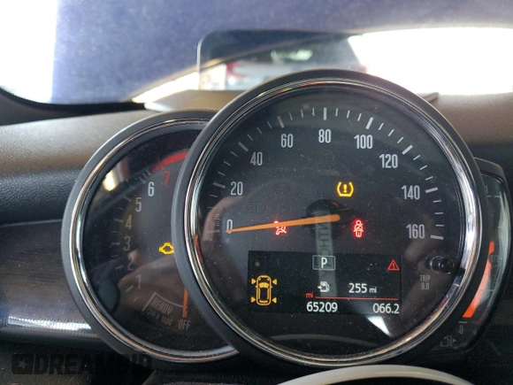 2019 MINI Hardtop 4 Door Cooper S z VIN WMWXU3C58K2H55626, wystawiony jako Copart lot #54404175 z przebiegiem 65 209 mil mil oraz Szkoda całkowita • Salvage title. Historia ofert i sprzedaży dostępna na DreamBid. Obrazek 9.