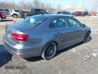 2015 Volkswagen Jetta SE z VIN 3VWD17AJ2FM203540, wystawiony jako IAAI lot #41764738 z przebiegiem Nie podano mil oraz . Historia ofert i sprzedaży dostępna na DreamBid. Obrazek 4.