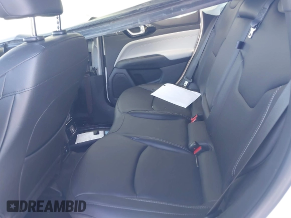 2025 Jeep Compass Limited with VIN 3C4NJDCNXST531729, listed as a IAAI auction lot 41542033 with 1,323 mi miles and . Bid and sale history available at DreamBid. Image 8.