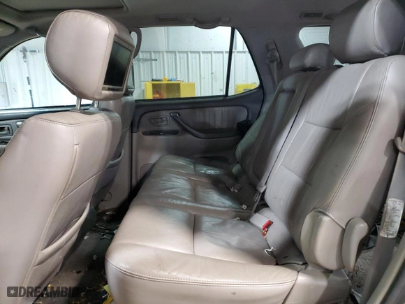 2006 Toyota Sequoia Limited with VIN 5TDBT48A56S272411, listed as a Copart auction lot 41843835 with 153,903 mi miles and Salvage Title. Bid and sale history available at carsss.com. Image 11.