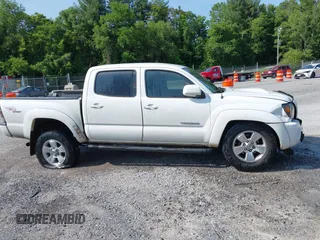 2007 Toyota Tacoma with VIN 5TELU42N37Z379099, listed as a IAAI auction lot 42361286 with 182,614 mi miles and . Bid and sale history available at DreamBid. Image 13.