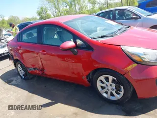 2013 Kia Rio LX z VIN KNADM4A30D6281402, wystawiony jako IAAI lot #42200801 z przebiegiem 132 180 mil mil oraz . Historia ofert i sprzedaży dostępna na DreamBid. Obrazek 13.