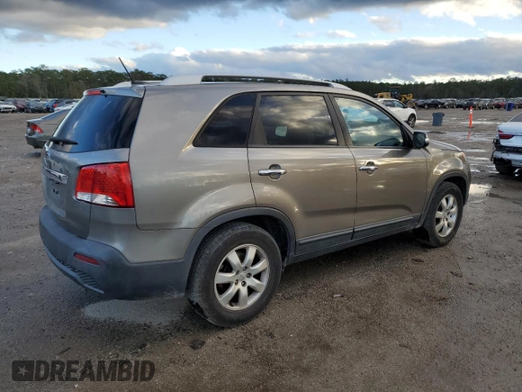 2013 Kia Sorento LX with VIN 5XYKT4A27DG369154, listed as a Copart auction lot 41340805 with 201,305 mi miles and Clean Title. Bid and sale history available at carsss.com. Image 3.