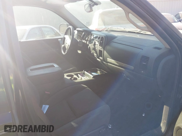 2008 GMC Sierra 1500 Work Truck with VIN 2GTEK19J581236385, listed as a IAAI auction lot 41764808 with 185,182 mi miles and . Bid and sale history available at DreamBid. Image 5.
