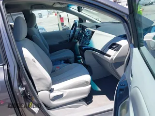 2011 Toyota Sienna LE AAS with VIN 5TDKK3DC3BS049461, listed as a IAAI auction lot 42629071 with 122,023 mi miles and . Bid and sale history available at DreamBid. Image 5.