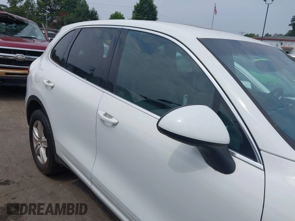 2013 Porsche Cayenne Diesel with VIN WP1AF2A26DLA41346, listed as a IAAI auction lot 42670580 with 154,110 mi miles and . Bid and sale history available at DreamBid. Image 13.