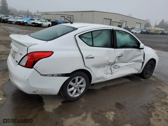 2014 Nissan Versa SV with VIN 3N1CN7AP1EL805182, listed as a Copart auction lot 88955725 with 119,181 mi miles and Salvage Title. Bid and sale history available at carsss.com. Image 3.