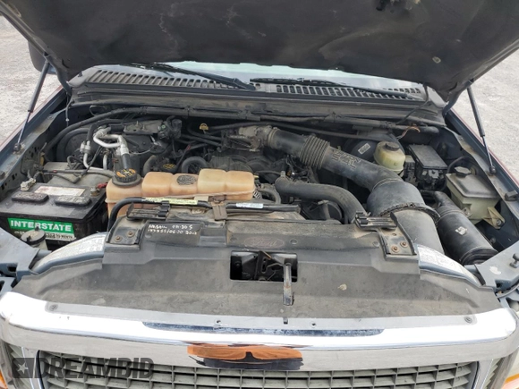 2001 Ford Excursion Special Serv z VIN 1FMNU40L91EB52063, wystawiony jako Copart lot #50835925 z przebiegiem 264 567 mil mil oraz Czysty tytuł • Clean title. Historia ofert i sprzedaży dostępna na DreamBid. Obrazek 12.