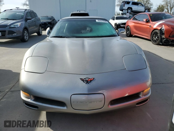 2001 Chevrolet Corvette with VIN 1G1YY22G015111856, listed as a Copart auction lot 48437635 with 118,603 mi miles and Clean Title. Bid and sale history available at carsss.com. Image 5.