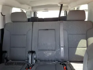 2017 Chevrolet Suburban LS с VIN 1GNSCGKC8HR305762, выставлен на аукционе Copart как лот 57514275 с пробегом 111 928 миль миль и Списание • Salvage title. История ставок и продаж доступна на DreamBid. Изображение 10.