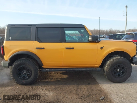2022 Ford Bronco with VIN 1FMEE5DP8NLB67834, listed as a IAAI auction lot 41772622 with 58,667 mi miles. Bid and sale history available at carsss.com. Image 14.