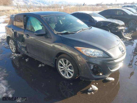 2011 Mazda Mazda3 s Sport with VIN JM1BL1K68B1361786, listed as a IAAI auction lot 41105561 with 157,534 mi miles. Bid and sale history available at carsss.com. Image 1.