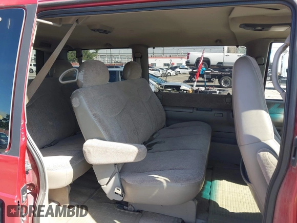 1998 Chevrolet Astro with VIN 1GNDM19W5WB131741, listed as a IAAI auction lot 41993985 with 87,362 mi miles. Bid and sale history available at carsss.com. Image 8.