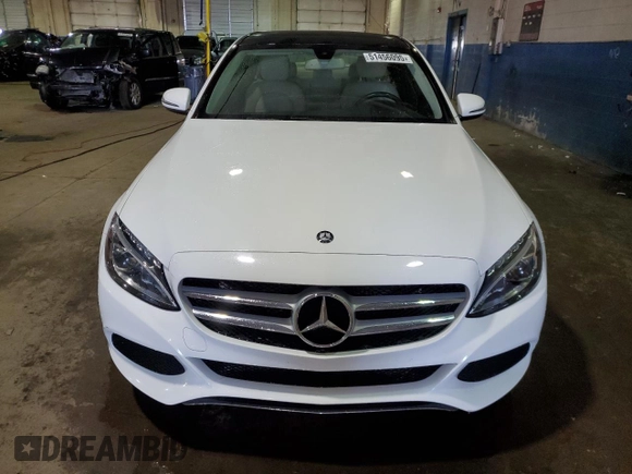 2016 Mercedes-Benz C 300 Luxury with VIN 55SWF4KB3GU105673, listed as a Copart auction lot 51456095 with 80,546 mi miles and Clean Title. Bid and sale history available at DreamBid. Image 5.