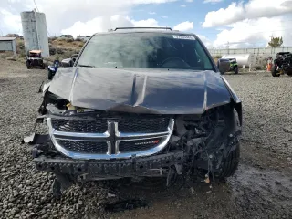 2019 Dodge Grand Caravan SXT with VIN 2C4RDGCGXKR809320, listed as a Copart auction lot 51503485 with 90,749 mi miles and Salvage Title. Bid and sale history available at DreamBid. Image 5.