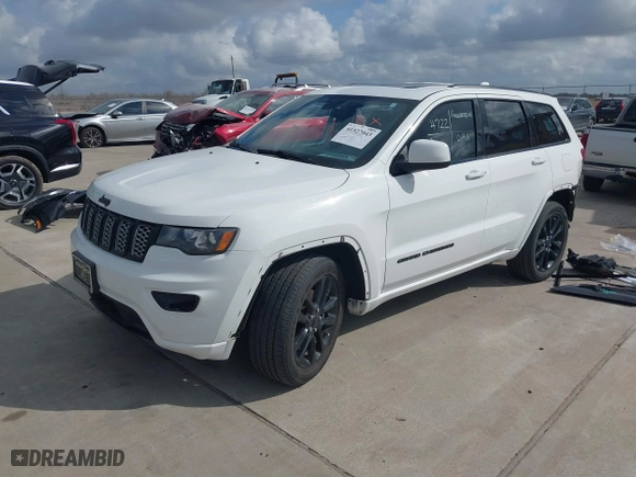 2021 Jeep Grand Cherokee Laredo X with VIN 1C4RJEAG9MC713822, listed as a IAAI auction lot 41527043 with 45,143 mi miles. Bid and sale history available at carsss.com. Image 21.