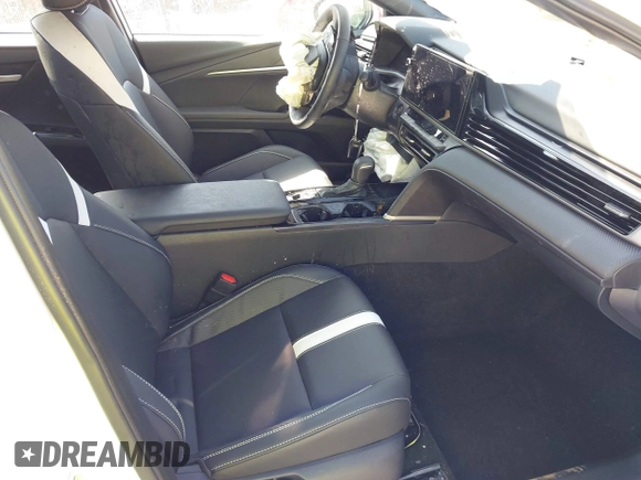 2025 Toyota Camry LE with VIN 4T1DAACK0SU551828, listed as a IAAI auction lot 41823385 with Not Provided miles and . Bid and sale history available at DreamBid. Image 5.